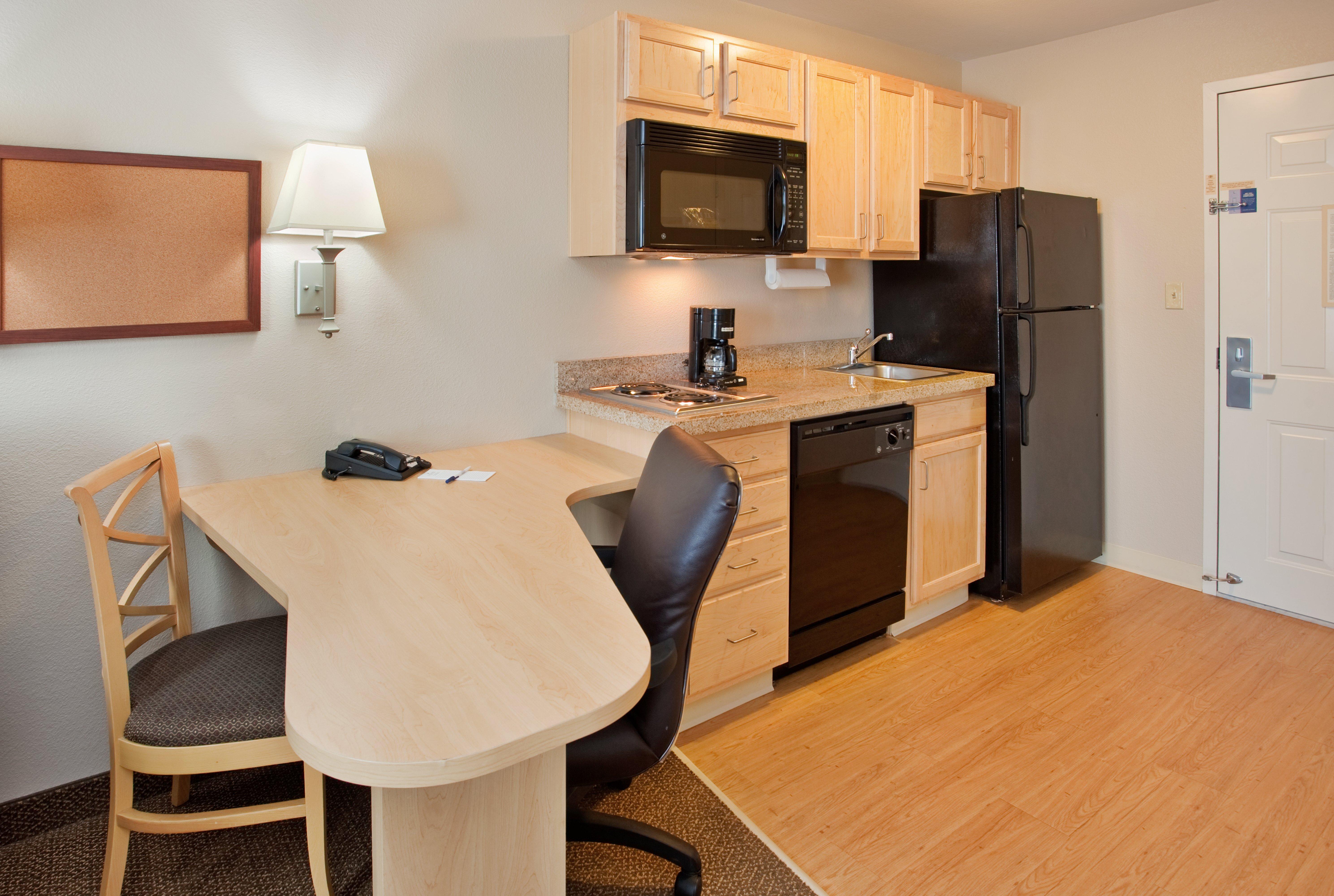 Candlewood Suites Junction City - Ft. Riley By Ihg Exterior photo