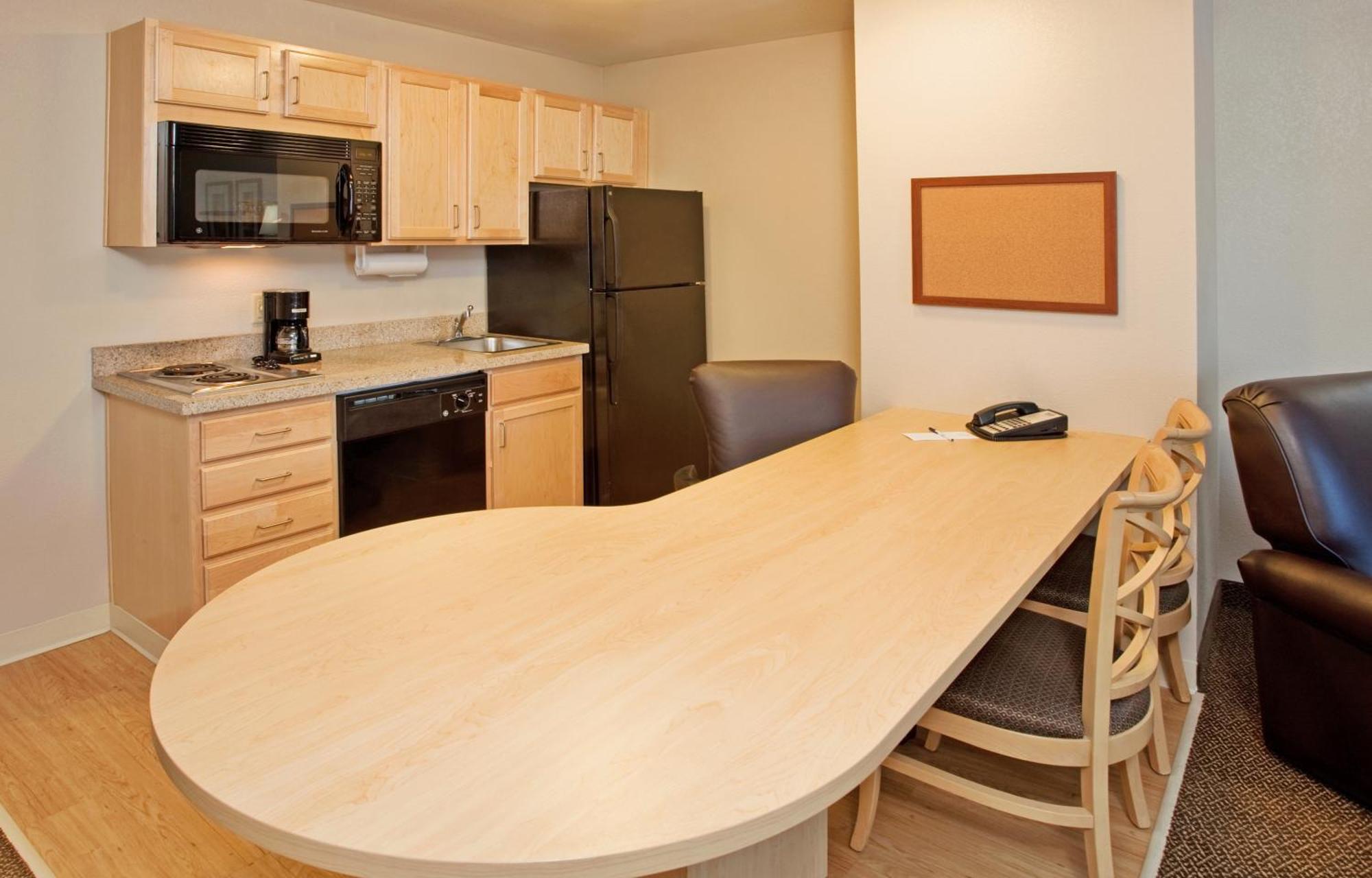 Candlewood Suites Junction City - Ft. Riley By Ihg Exterior photo