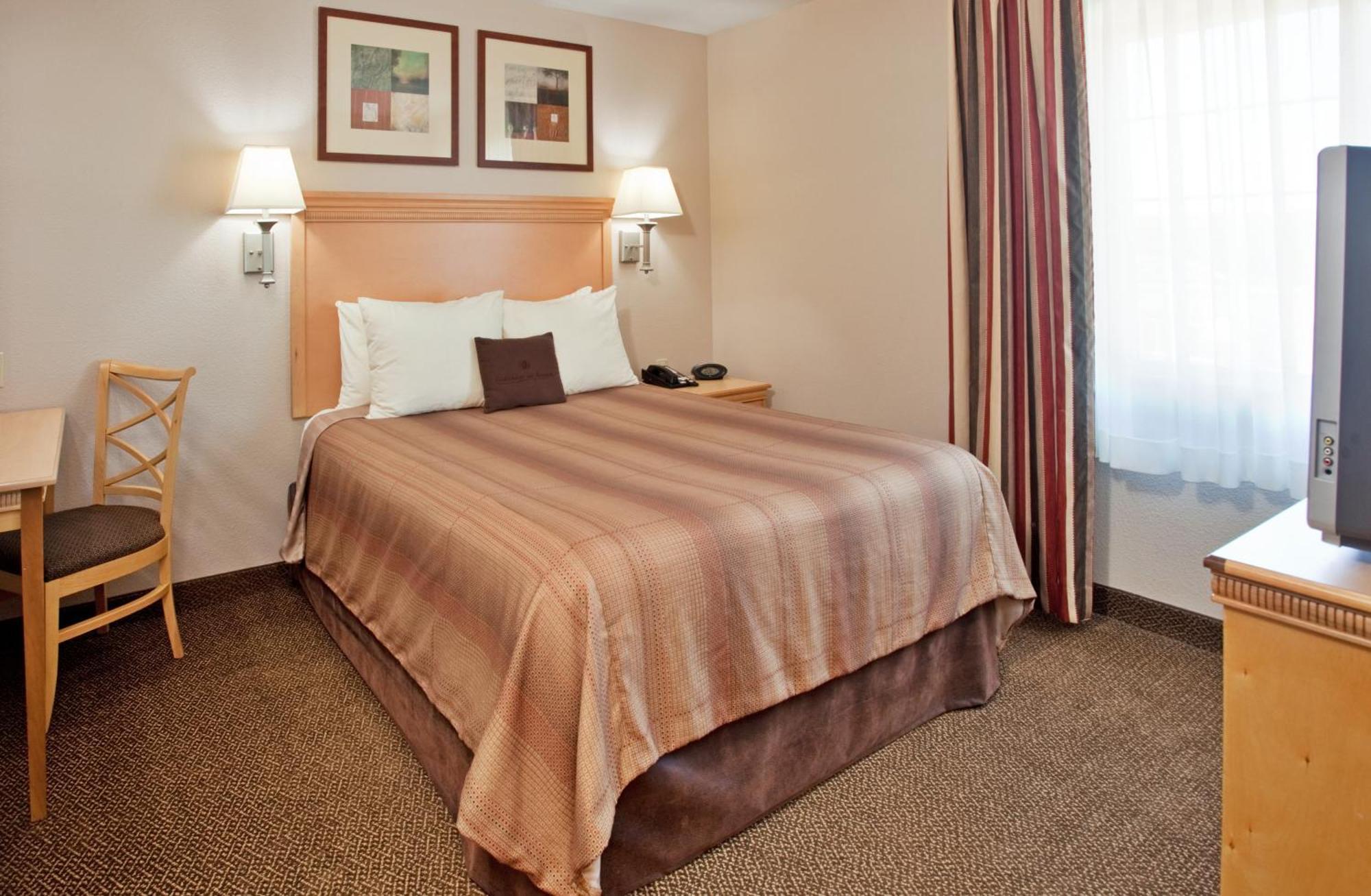 Candlewood Suites Junction City - Ft. Riley By Ihg Exterior photo