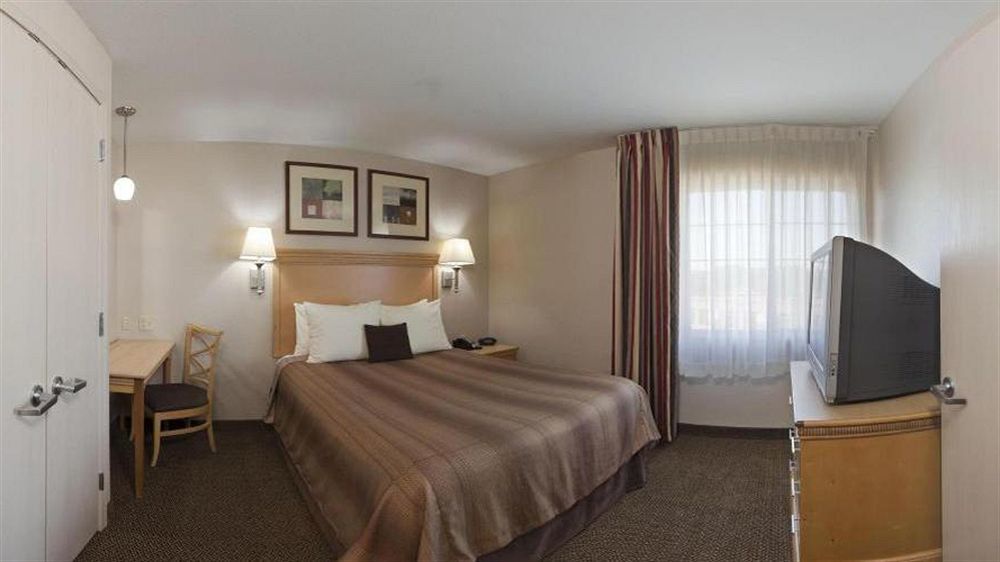 Candlewood Suites Junction City - Ft. Riley By Ihg Exterior photo